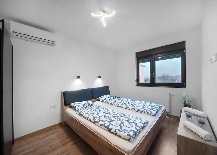 Agoston Apartman 4 - Boti